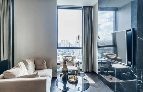 1 ห้องนอน | 1 ห้องน้ำ | BTS Thong Lo | 43 ตร.ม. | 49,000 บาท/เดือน | ชั้น 26 — The Esse Sukhumvit 36 กรุงเทพฯ