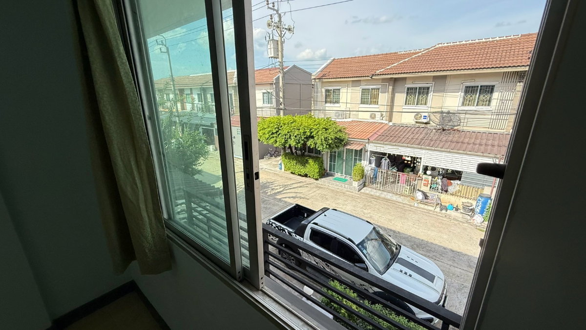 รูป ขาย บ้านทาวน์เฮ้าส์ รื่นฤดี 6 ขนาด 18 ตร.วา ขนาด 3ห้องนอน 2 ห้องน้ำ - รูปที่ 10/10