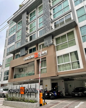 2 ห้องนอน | 1 ห้องน้ำ | BTS Punnawithi | 42 ตร.ม. | 12,000 บาท/เดือน | ชั้น 5 — Chateau In Town Sukhumvit 64 กรุงเทพฯ
