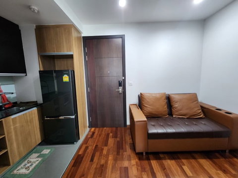 1 ห้องนอน | 1 ห้องน้ำ | BTS Siam | 27 ตร.ม. | 19,000 บาท/เดือน | ชั้น 9 — Wish Signature Midtown Siam กรุงเทพฯ
