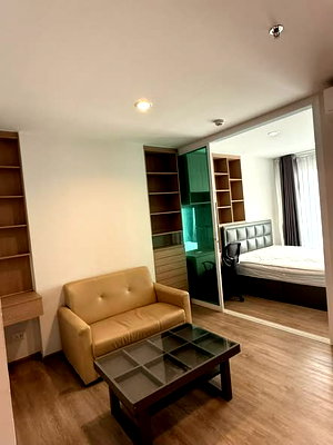 คอนโดให้เช่า : 1 ห้องนอน | 1 ห้องน้ำ | MRT Bang Son | 31 ตร.ม. | 8,000 บาท/เดือน | ชั้น 16 — Regent Home 4 กรุงเทพฯ