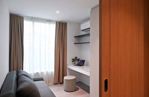 2 ห้องนอน | 3 ห้องน้ำ | MRT Phetchaburi | 124 ตร.ม. | 85,000 บาท/เดือน | ชั้น 4 — Sukhumvit Living Town กรุงเทพฯ