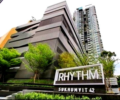 คอนโดให้เช่า : 1 ห้องนอน | 1 ห้องน้ำ | BTS Phra Khanong | 48 ตร.ม. | 30,000 บาท/เดือน | ชั้น 5 — Rhythm Sukhumvit 42 กรุงเทพฯ