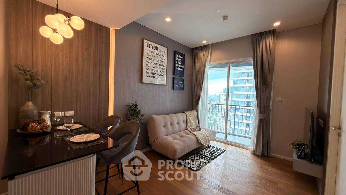 picture 30th-Floor 2-BR The Saint Residences Near MRT Phahon Yothin (ID 3270353) - 2/17