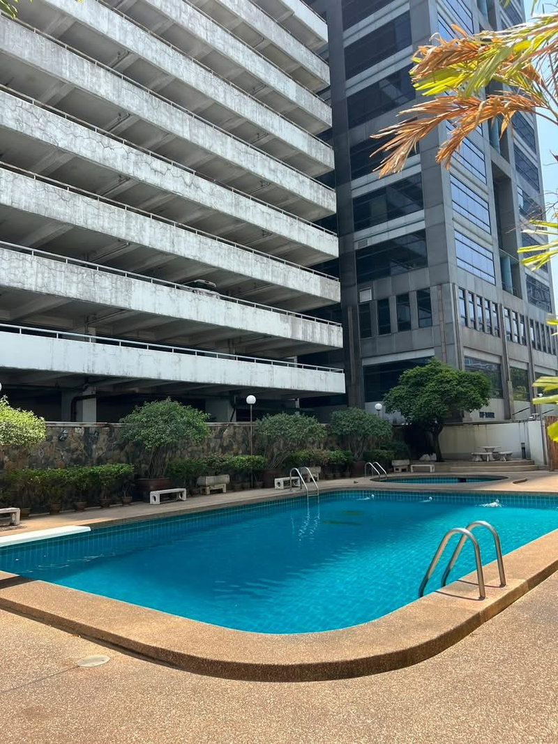Condos for rent : 1Bed | 1Bath | BTS Chong Nonsi | 62sqm | THB 15,000/mo | Fl.16 — Itf Silom Palace Bangkok
