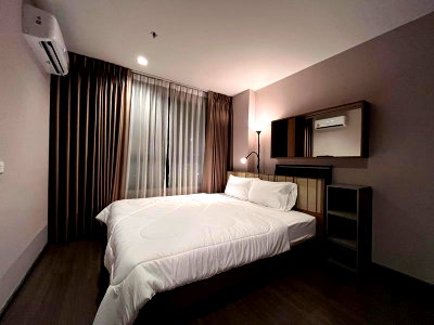 Condos for sale : Urgent sale! Lowest price in the project. Spacious and comfortable condo at Ideo Sukhumvit 93, close to BTS Bang Chak Station.