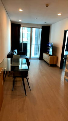 คอนโดให้เช่า : 1 ห้องนอน | 1 ห้องน้ำ | BTS Phra Khanong | 32 ตร.ม. | 18,000 บาท/เดือน | ชั้น 16 — Le Luk Condominium กรุงเทพฯ