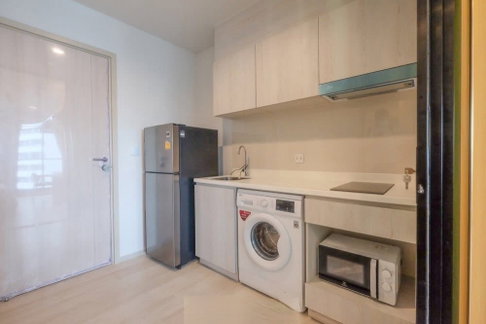 1Bed | 1Bath | BTS Phloen Chit | 29sqm | THB 20,000/mo | Fl.23 — Life One Wireless Bangkok