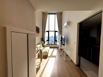 คอนโดให้เช่า : 1 ห้องนอน | 1 ห้องน้ำ | MRT Queen Sirikit National Convention Centre | 41 ตร.ม. | 35,000 บาท/เดือน | ชั้น 35 — Life Rama 4 - Asoke กรุงเทพฯ