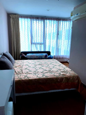 คอนโดให้เช่า : 2 ห้องนอน | 1 ห้องน้ำ | MRT Sukhumvit | 62 ตร.ม. | 35,000 บาท/เดือน | ชั้น 5 — Sukhumvit Living Town กรุงเทพฯ