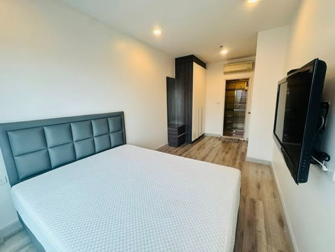 1 ห้องนอน | 1 ห้องน้ำ | BTS Saint Louis | 35 ตร.ม. | 24,000 บาท/เดือน | ชั้น 8 — Centric Sathorn St Louis กรุงเทพฯ