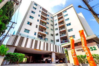 Condos for rent : 1Bed | 1Bath | BTS On Nut | 48sqm | THB 50,000/mo | Fl.2 — Residence 52 Bangkok
