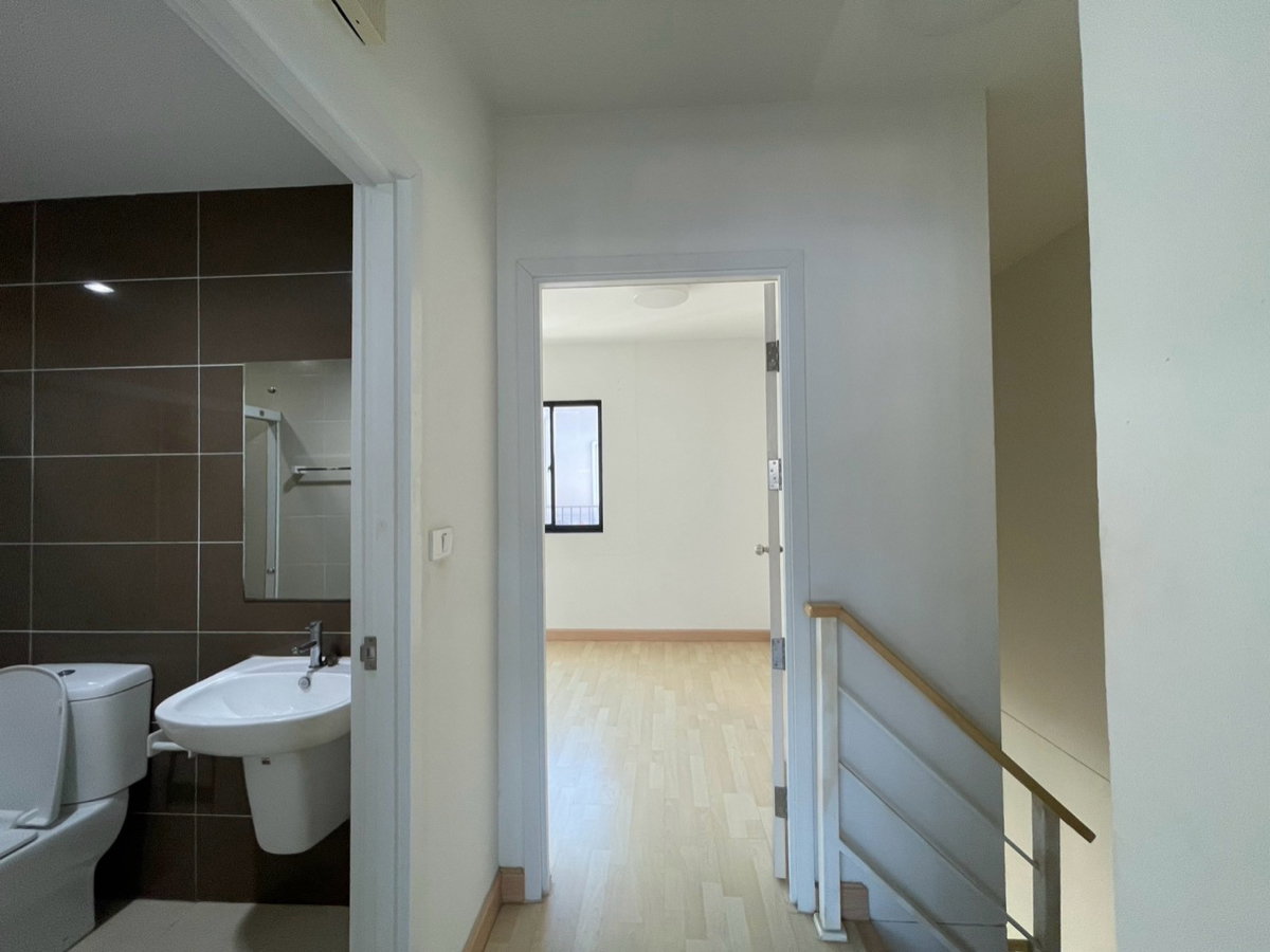 รูป ขายทาวน์โฮม 3 ชั้น หมู่บ้าน The Connect U3 ซ.เฉลิมพระเกียรติ 67 - รูปที่ 27/32