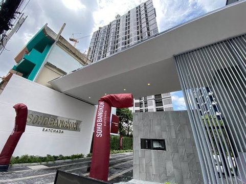 1Bed | 1Bath | MRT Huai Khwang | 26sqm | THB 20,000/mo | Fl.6 — Soho Bangkok Ratchada Bangkok