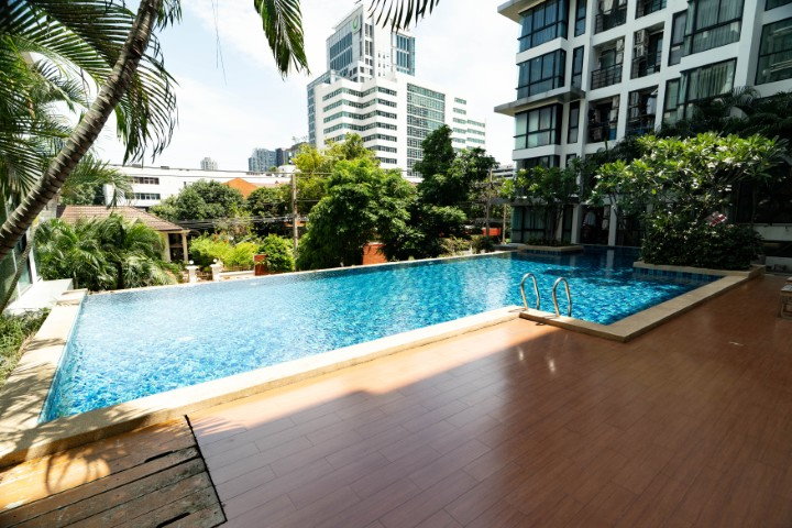 รูป 💥Vาย ชาโตว์ อินทาวน์ สุขุมวิท 62/1 เฟส 1 พร้อมเฟอร์ ห้องมุม Type ใหญ่ วิวสระ💥 - รูปที่ 28/31