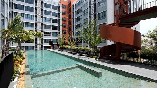 รูปภาพ 1 ห้องนอน | 1 ห้องน้ำ | MRT Si Lom | 28 ตร.ม. | 9,000 บาท/เดือน | ชั้น 5 — Cube Loft Srinakarin - Theparak กรุงเทพฯ