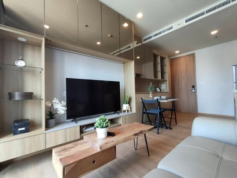 1Bed | 1Bath | BTS Asok | 35sqm | THB 32,000/mo | Fl.12 — Noble Bangkok