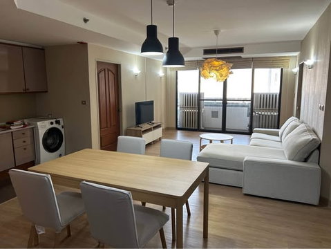 2Bed | 3Bath | BTS Asok | 100sqm | THB 50,000/mo | Fl.23 — Las Colinas Asoke Bangkok