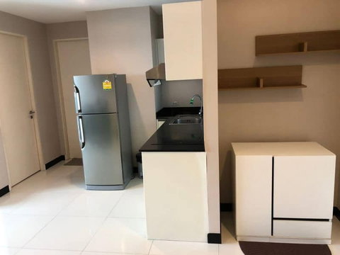 1 ห้องนอน | 1 ห้องน้ำ | BTS Asok | 52 ตร.ม. | 26,000 บาท/เดือน | ชั้น 8 — Voque Sukhumvit 16 กรุงเทพฯ