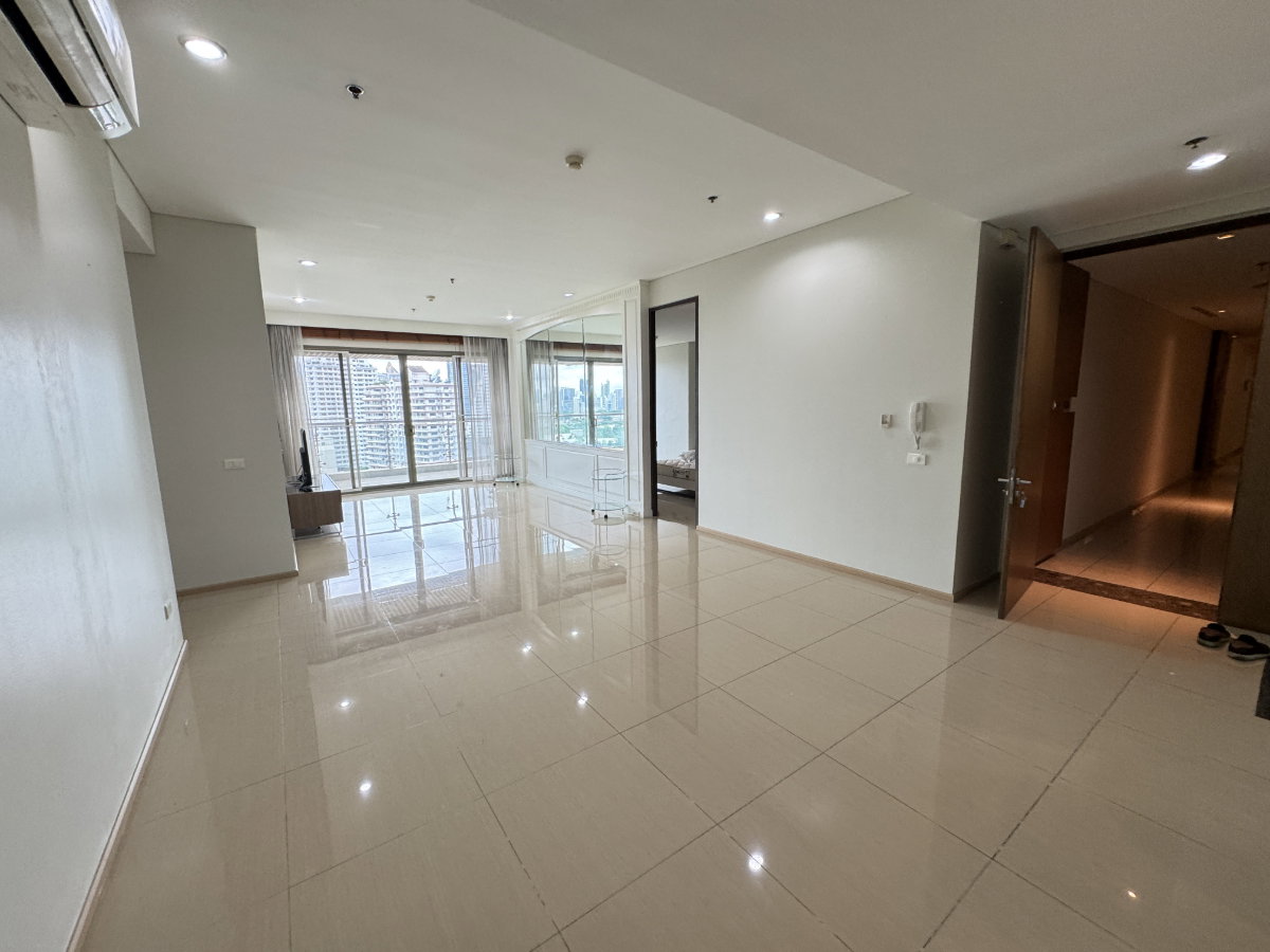 picture ✨ FOR RENT - PET FRIENDLY CONDO 🐶🐱 Near Benchakitti Park and BTS Asoke - 4/10