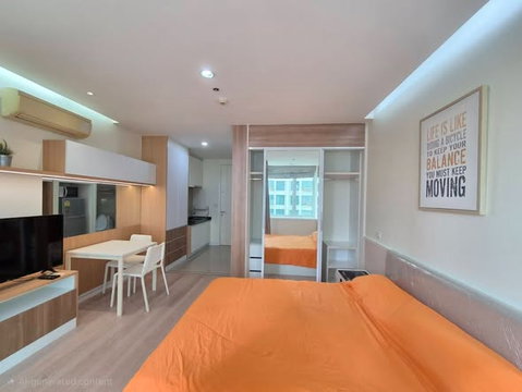 Studio | 1Bath | MRT Huai Khwang | 37.8sqm | THB 13,000/mo | Fl.6 — Tc Green Bangkok