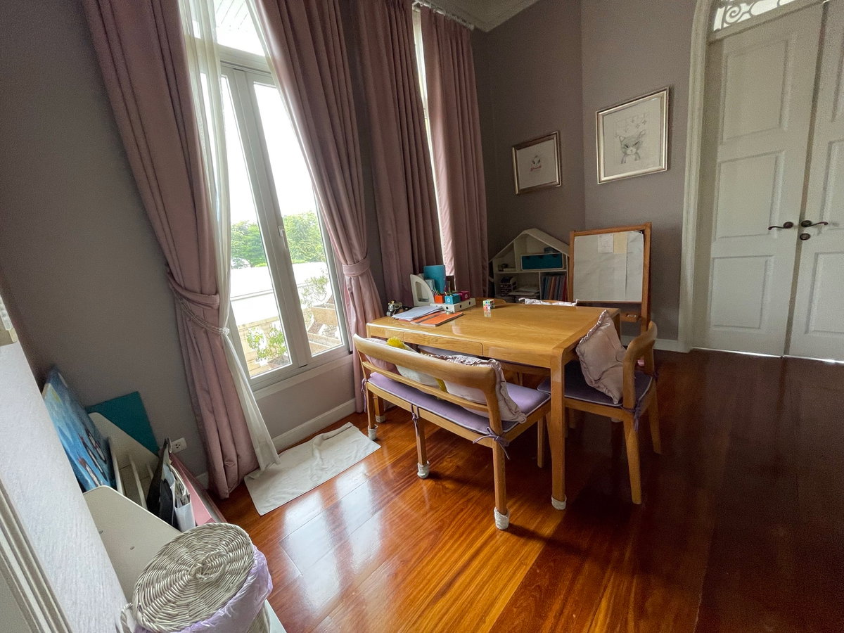 รูป ขายบ้านหรูในหมู่บ้านนันทวัน ศรีนครินทร์ ขนาด 338 ตรว. หน้าทะเลสาบ - รูปที่ 8/8