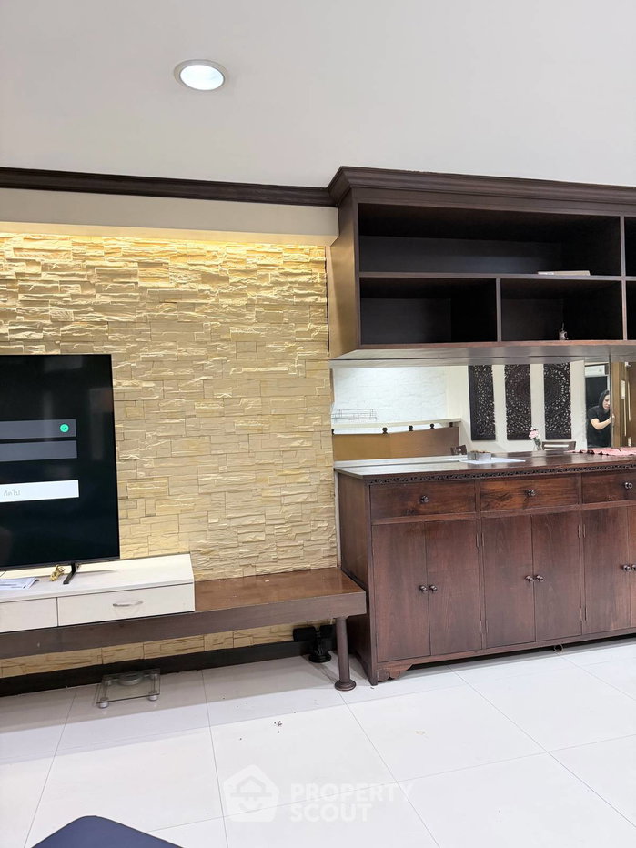 picture Well-Priced 2-BR 95 Sqm Condo at Wittayu Complex, BTS Phloen Chit (ID 2198778) - 4/28
