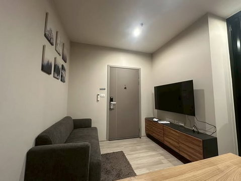 1Bed | 1Bath | BTS Bang Na | 26sqm | THB 12,000/mo | Fl.14 — Ideo Mobi Sukhumvit Eastpoint Bangkok