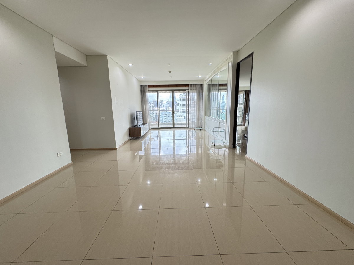 picture ✨ FOR RENT - PET FRIENDLY CONDO 🐶🐱 Near Benchakitti Park and BTS Asoke - 3/10
