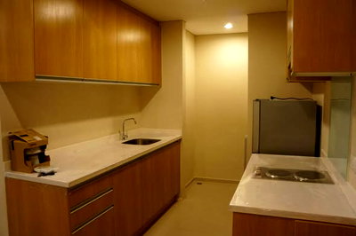 คอนโดให้เช่า : 1 ห้องนอน | 1 ห้องน้ำ | MRT Phetchaburi | 52 ตร.ม. | 25,000 บาท/เดือน | ชั้น 27 — Villa Asoke กรุงเทพฯ