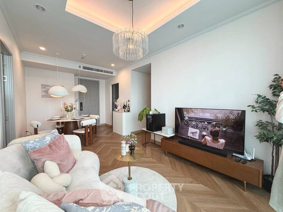 รูป คอนโด 2 ห้องนอน Supalai Oriental Sukhumvit 39 ใกล้ MRT เพชรบุรี (ID 3270174) - รูปที่ 1/13