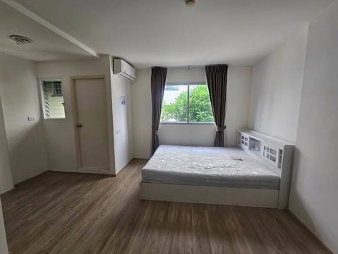 1 ห้องนอน | 1 ห้องน้ำ | MRT Ratchadaphisek | 43 ตร.ม. | 10,000 บาท/เดือน | ชั้น 2 — Lumpini Township Rangsit Khlong 1 กรุงเทพฯ