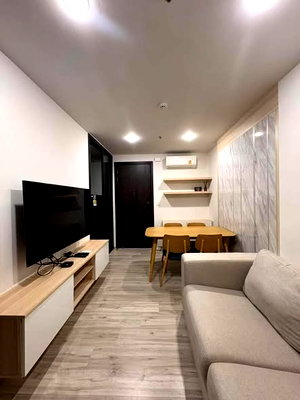 คอนโดให้เช่า : 1 ห้องนอน | 1 ห้องน้ำ | MRT Huai Khwang | 34 ตร.ม. | 22,000 บาท/เดือน | ชั้น 8 — XT Huaikhwang กรุงเทพฯ
