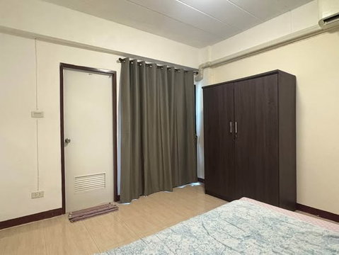 สตูดิโอ | 1 ห้องน้ำ | MRT Nonthaburi Civic Center | 28 ตร.ม. | 5,000 บาท/เดือน | ชั้น 10 — K Line Mansion กรุงเทพฯ