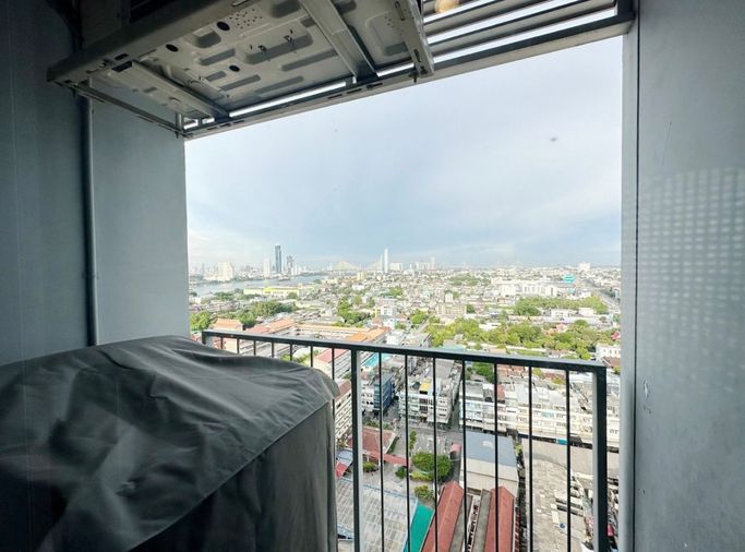 1-bed condo for rent, 26 sqm, ISSI Condo Suksawat