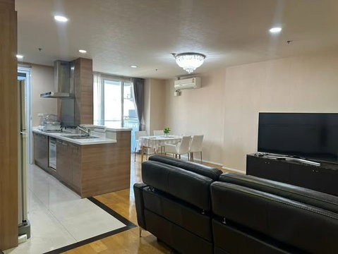 2Bed | 2Bath | BTS Phrom Phong | 123sqm | THB 45,000/mo | Fl.6 — Villa Sikhara Bangkok