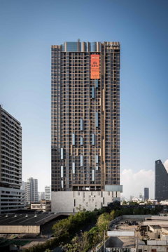 1 ห้องนอน | 1 ห้องน้ำ | BTS Thong Lo | 27 ตร.ม. | 17,500 บาท/เดือน | ชั้น 12 — Oka Haus Sukhumvit 36 กรุงเทพฯ