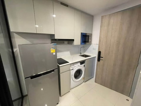 1 ห้องนอน | 1 ห้องน้ำ | MRT Huai Khwang | 26 ตร.ม. | 18,000 บาท/เดือน | ชั้น 9 — Soho Bangkok Ratchada กรุงเทพฯ