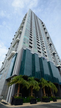1 ห้องนอน | 1 ห้องน้ำ | BTS On Nut | 36 ตร.ม. | 21,000 บาท/เดือน | ชั้น 36 — Rhythm Sukhumvit 50 กรุงเทพฯ
