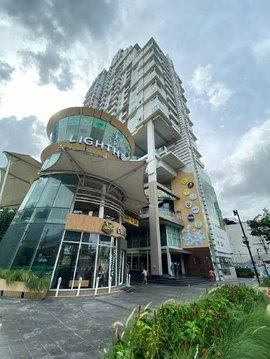 1Bed | 1Bath | BTS Saphan Taksin | 48sqm | THB 18,000/mo | Fl.10 — The Lighthouse Sathorn Bangkok