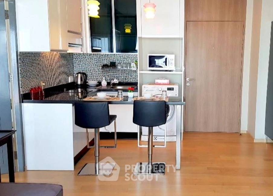 รูป คอนโด 1-ห้องนอน ที่ โนเบิล รีวิล เอกมัย ใกล้ BTS เอกมัย (ID 3076142) - รูปที่ 3/8