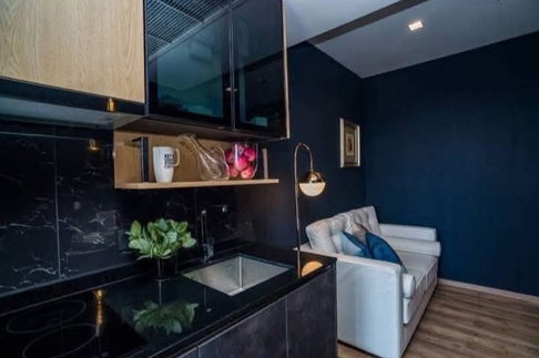 1 ห้องนอน | 1 ห้องน้ำ | MRT Huai Khwang | 30 ตร.ม. | 13,000 บาท/เดือน | ชั้น 3 — Emerald Residence Ratchada กรุงเทพฯ