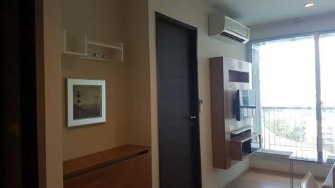 1 ห้องนอน | 1 ห้องน้ำ | BTS Saphan Taksin | 35 ตร.ม. | 18,000 บาท/เดือน | ชั้น 9 — Rhythm Sathorn กรุงเทพฯ