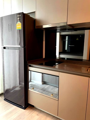 คอนโดให้เช่า : 1 ห้องนอน | 1 ห้องน้ำ | BTS Phra Khanong | 35 ตร.ม. | 22,000 บาท/เดือน | ชั้น 7 — The Room Sukhumvit 69 กรุงเทพฯ