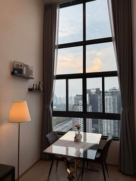 1 ห้องนอน | 1 ห้องน้ำ | BTS Asok | 35 ตร.ม. | 30,000 บาท/เดือน | ชั้น 34 — Ideo Rama 9 - Asoke กรุงเทพฯ