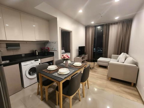 2Bed | 2Bath | BTS Thong Lo | 50sqm | THB 42,000/mo | Fl.37 — Oka Haus Bangkok