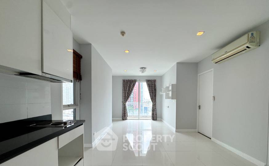 รูป คอนโด 2 ห้องนอน The Bloom Sukhumvit 71 ใกล้ BTS พระโขนง (ID 3262153) - รูปที่ 1/5