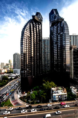 คอนโดให้เช่า : 2 ห้องนอน | 2 ห้องน้ำ | MRT Sukhumvit | 70 ตร.ม. | 69,000 บาท/เดือน | ชั้น 15 — Ashton Asoke กรุงเทพฯ