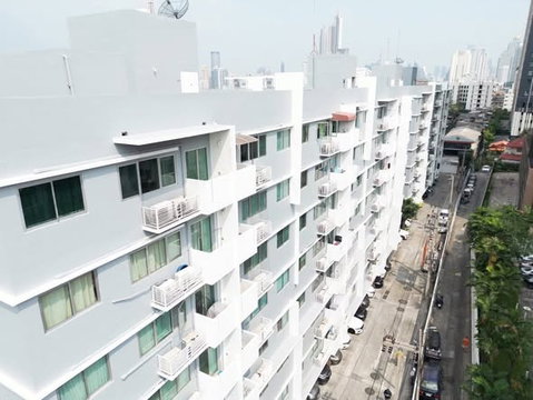 สตูดิโอ | 1 ห้องน้ำ | BTS Wongwian Yai | 25 ตร.ม. | 12,000 บาท/เดือน | ชั้น 7 — My Condo Sathorn-Taksin กรุงเทพฯ