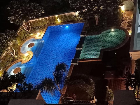 2Bed | 1Bath | MRT Huai Khwang | 48sqm | THB 18,000/mo | Fl.8 — Chateau In Town Ratchada 17 Bangkok